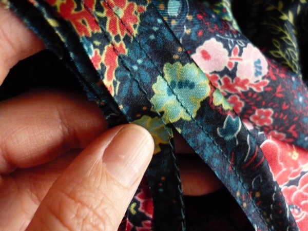 trim seam allowances to 1/4"