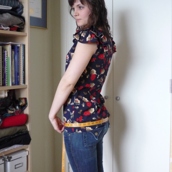 measuring your hips - measure around the widest part