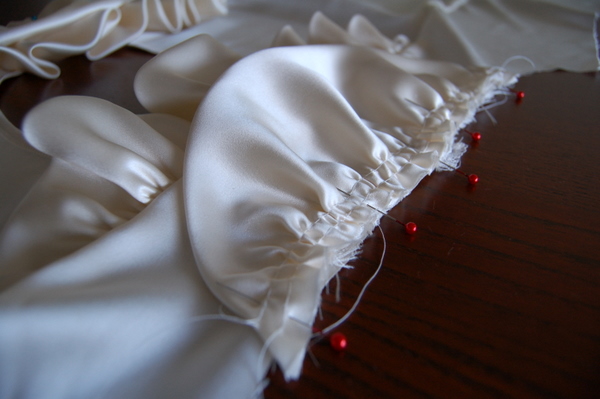 pin ruffle between ends