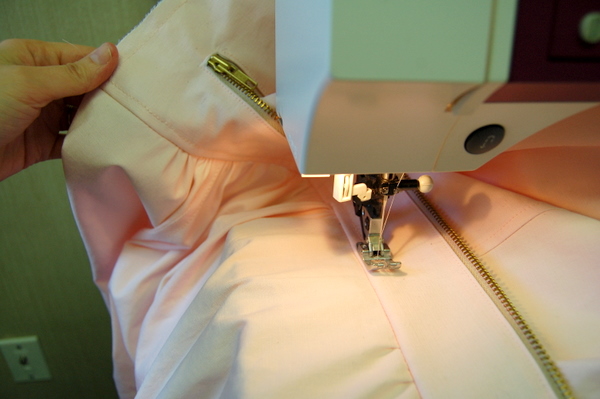 topstitch neck seam