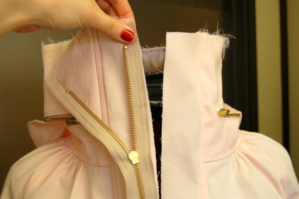 align zipper with front placket edge