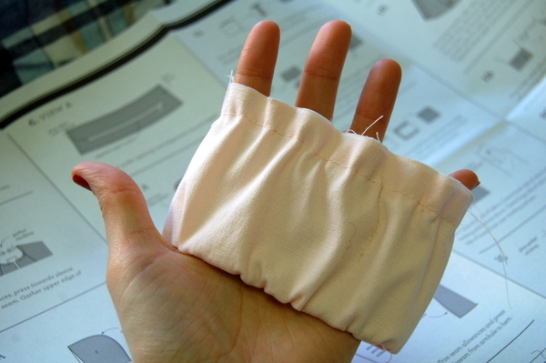 a cuff! with one row of gathering stitches