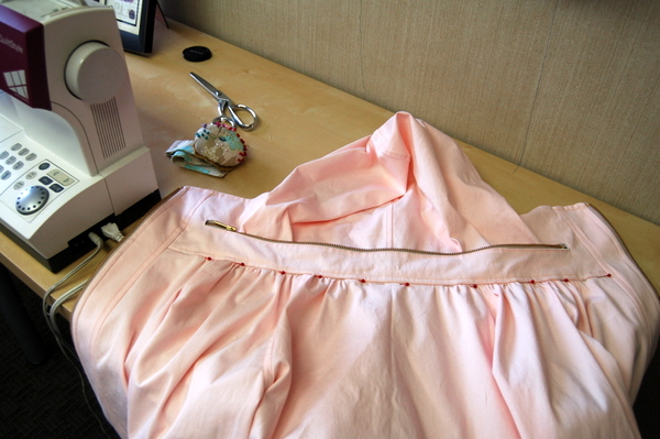 pin neckline seam