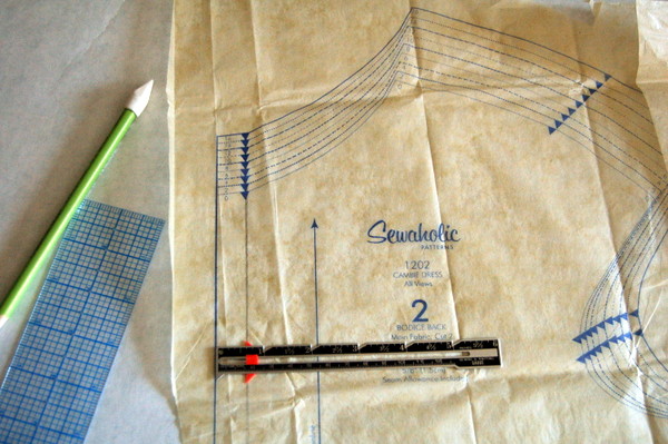 measure seam allowance along centre back