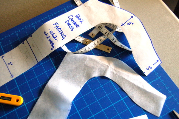 interface cambie dress facing