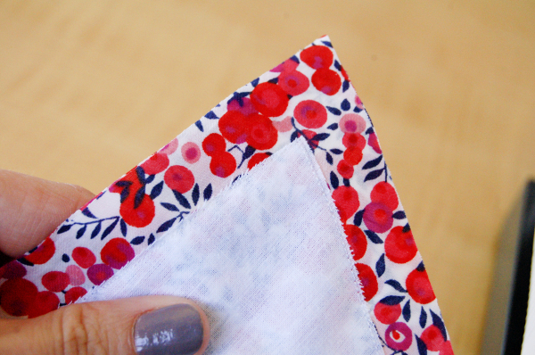 sewing the shirt collar 10
