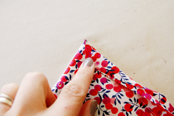 sewing the shirt collar 14