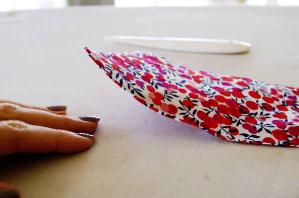sewing the shirt collar 17