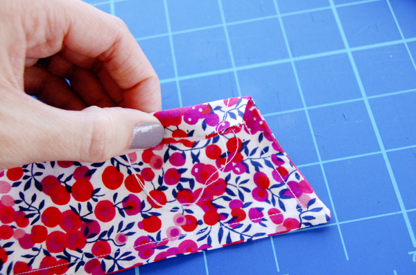 sewing the shirt collar 20
