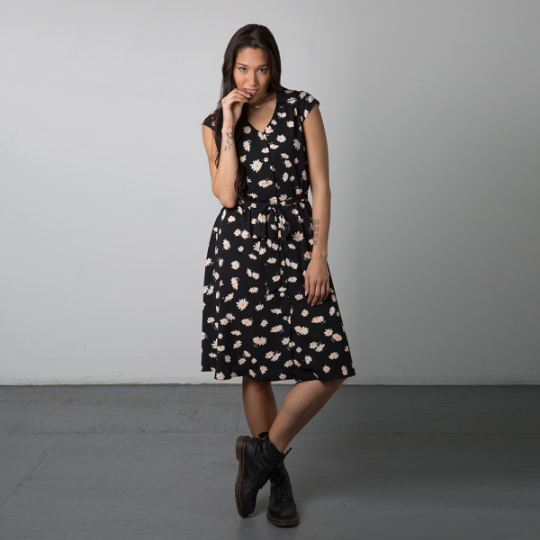 nicola dress by sewaholic patterns