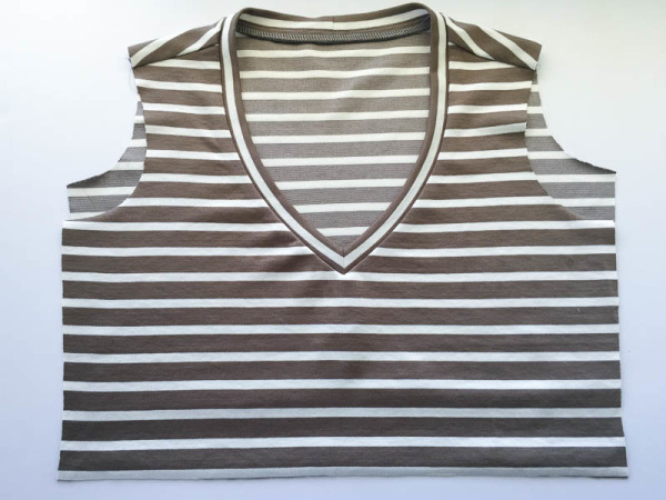 renfrew v neck tutorial sewaholic patterns-1-14