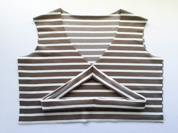 renfrew v neck tutorial sewaholic patterns-1-7