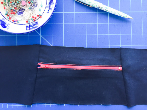 pacific leggings back zipper pocket tutorial-1-14