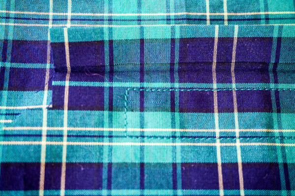 sleeve placket plaid matching on the plaid granville shirt-1-4